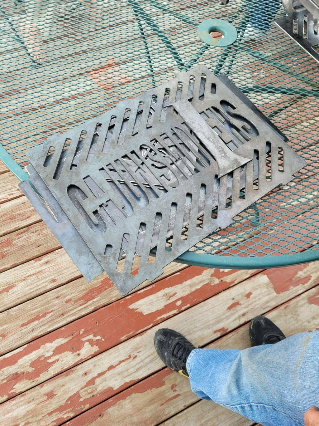 Cajun Go-N-grill portable grill & fire pit