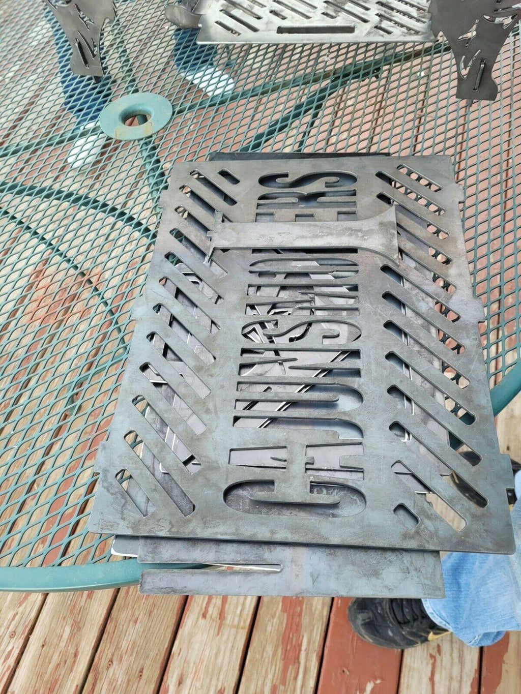 Lil-Cajun Go-N-grill portable grill & fire pit