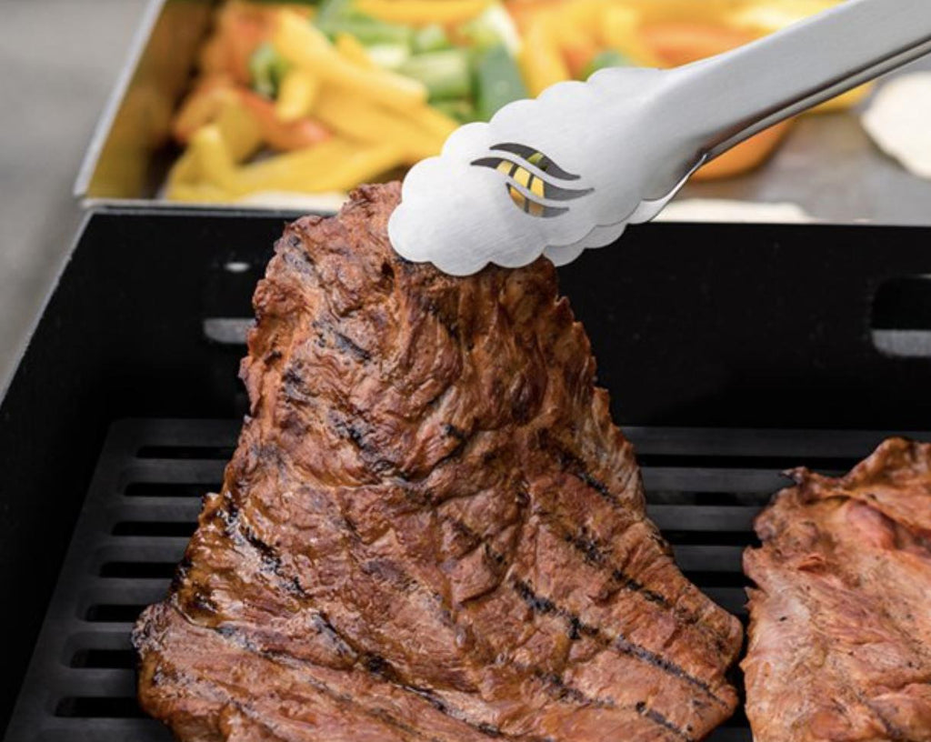 Griddle and Charcoal Grill Combo Flat Top Gas Hibachi Station