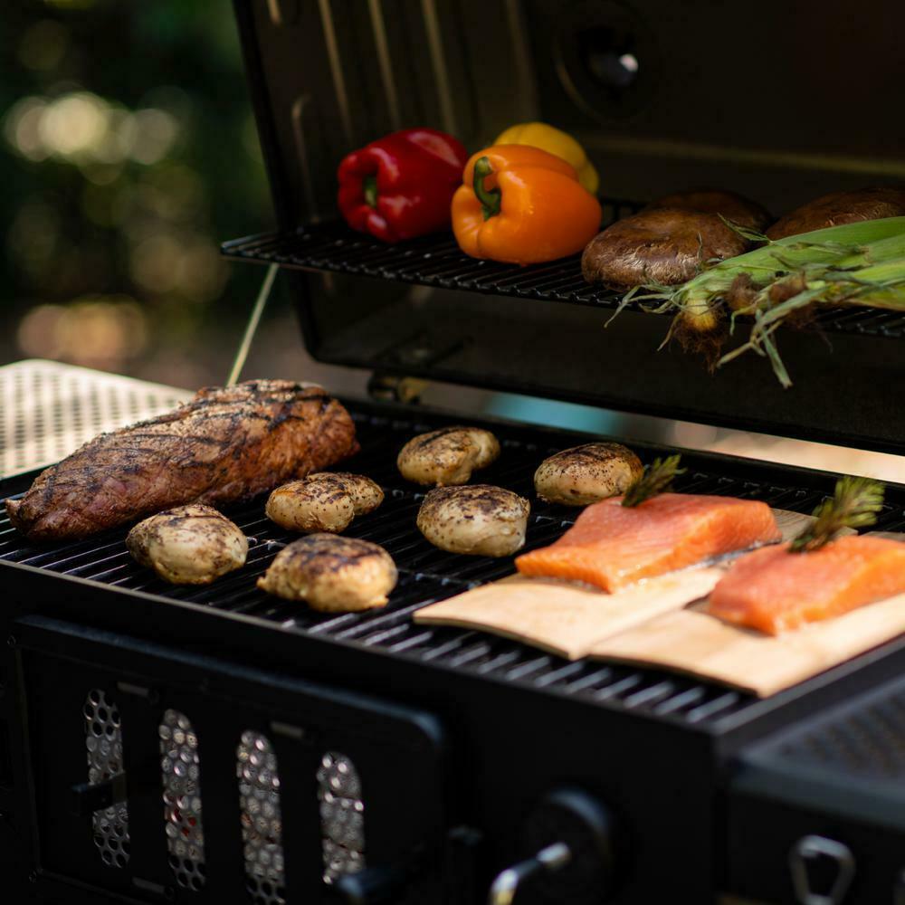 Charcoal Grill Classic Black